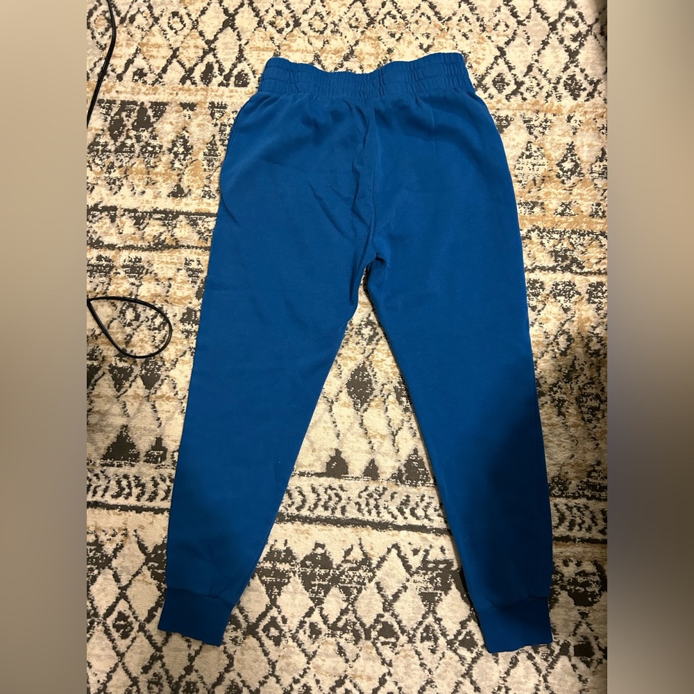 Women’s royal blue under armour joggers - Picture 3 of 3